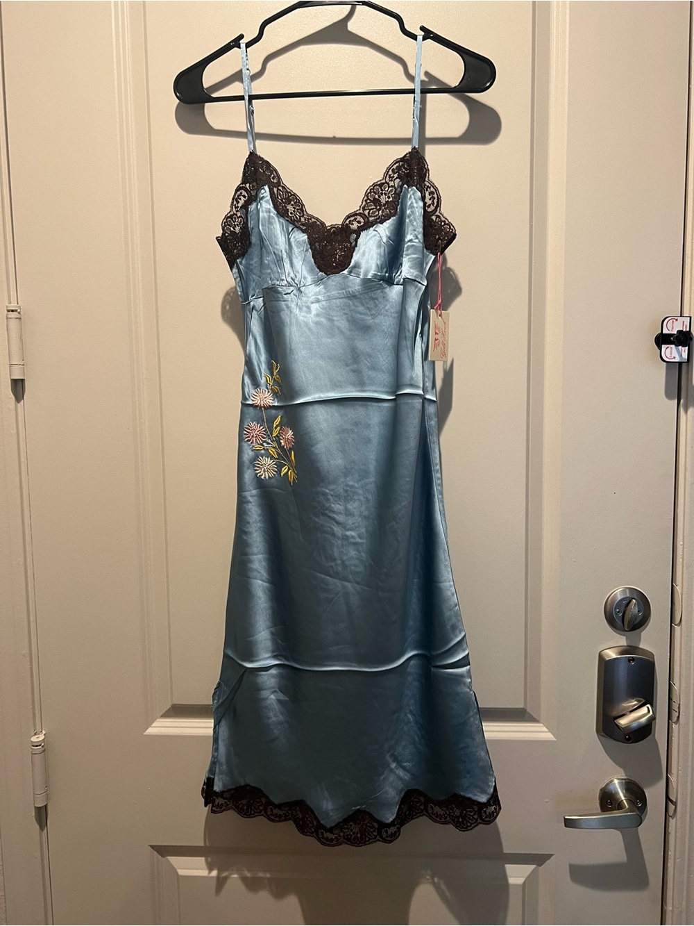 Gold Hawk Forget Me Not Silk Embroidered Midi Dress Small NWT - Picture 2 of 7
